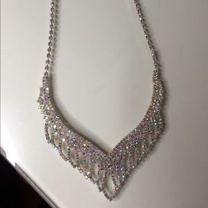 V necklace